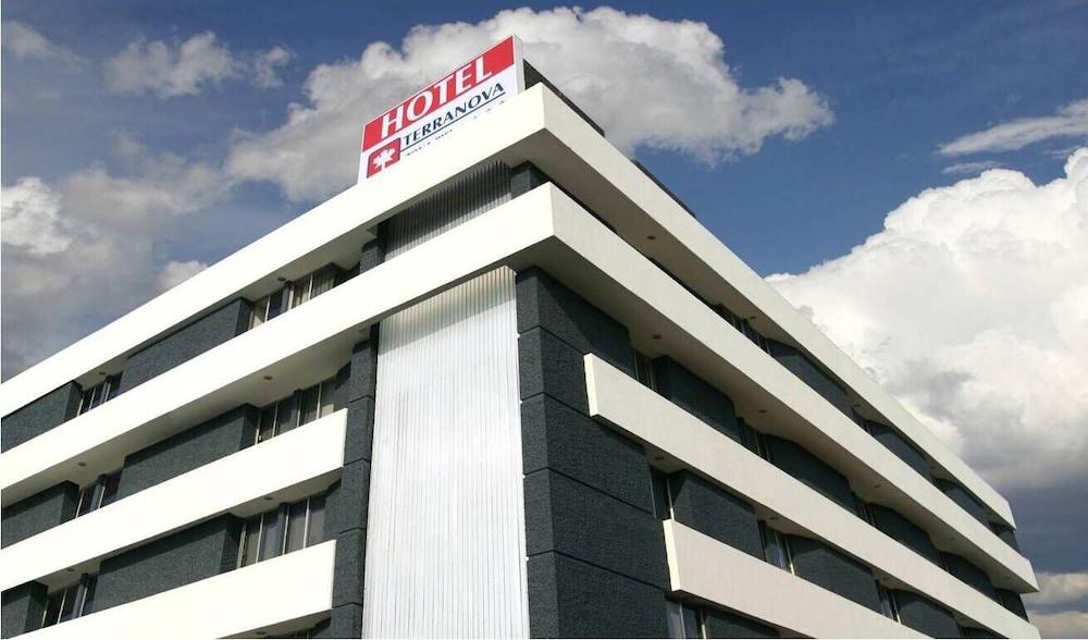 Hotel Terranova León Dış mekan fotoğraf