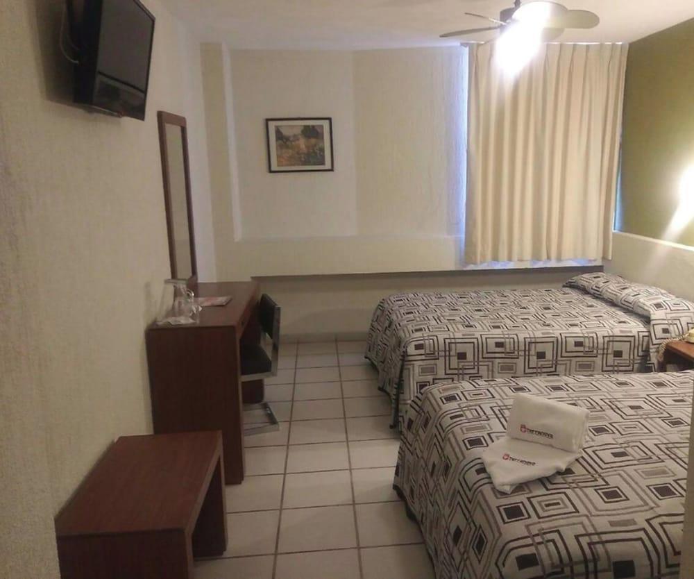 Hotel Terranova León Dış mekan fotoğraf